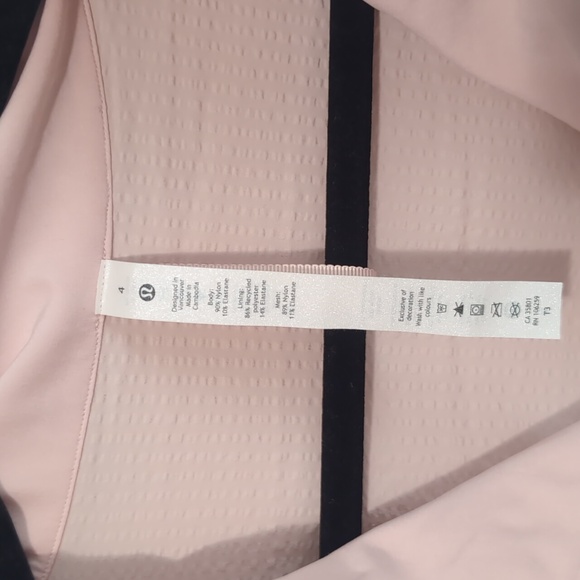 NWOT Lululemon Pack Light Pullover Jacket size 4 in seersucker Pink Puff - Picture 3 of 5